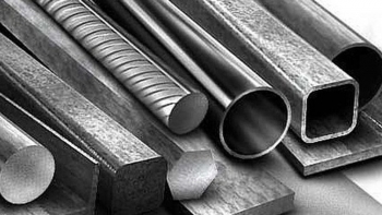 Ngày 26/8: Giá thép, quặng sắt đồng loạt bật tăng