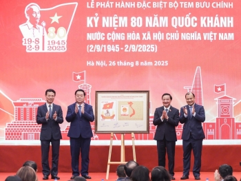 Phát hành Bộ tem bưu chính Kỷ niệm 80 năm Quốc khánh
