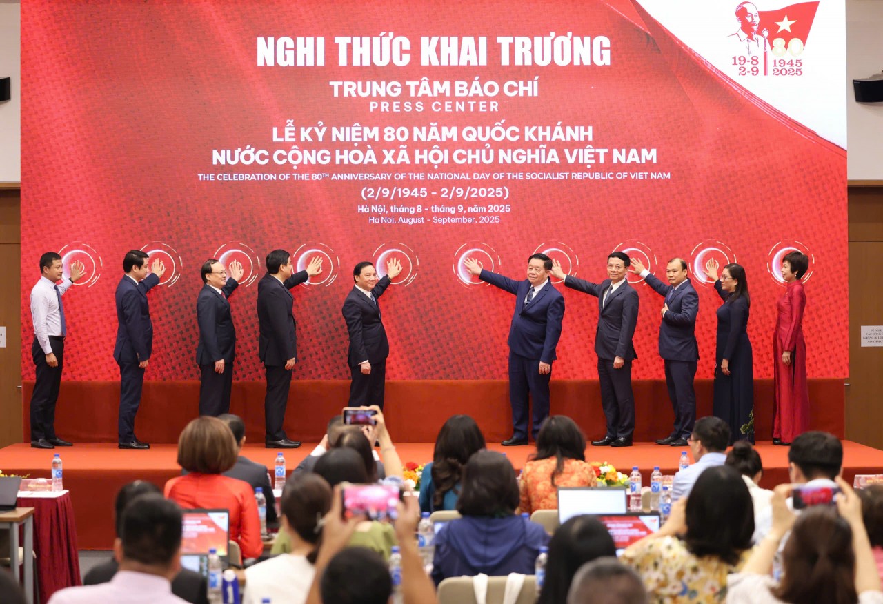 Khai trương Trung tâm Báo chí Lễ kỷ niệm 80 năm Quốc khánh 2-9