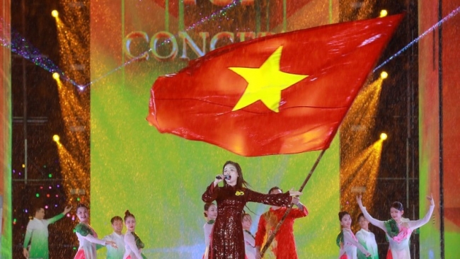 Concert "Việt Nam trong tôi": Quyên góp 4,2 tỷ cho đồng bào miền Trung