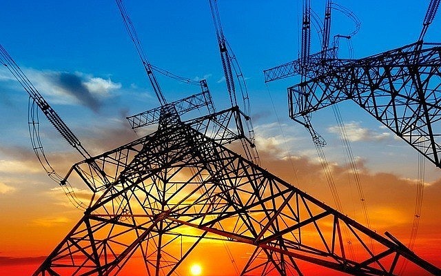Lợi nhuận nhiều doanh nghiệp điện tăng vọt, thị trường chuẩn bị bước vào chu kỳ mới Ngành điện: Lợi nhuận tăng vọt, cơ hội rộng mở với năng lượng tái tạo