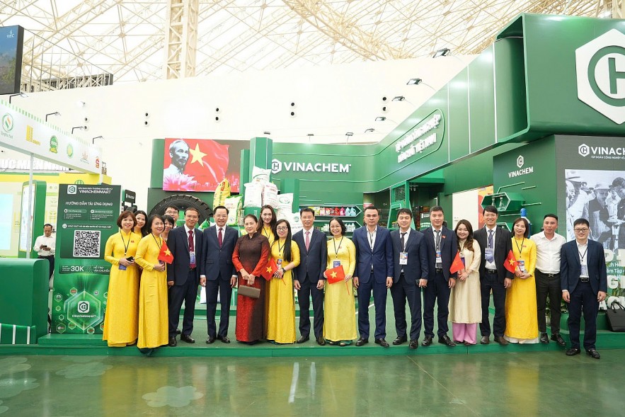 Vinachem – Dấu ấn một hành trình tại Triển lãm thành tựu Đất nước