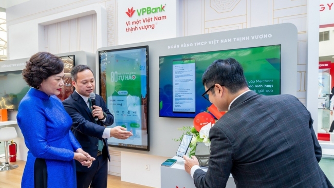 VPBank ghi danh Ngân hàng tiêu biểu trong triển lãm 80 năm thành tựu kinh tế Việt Nam