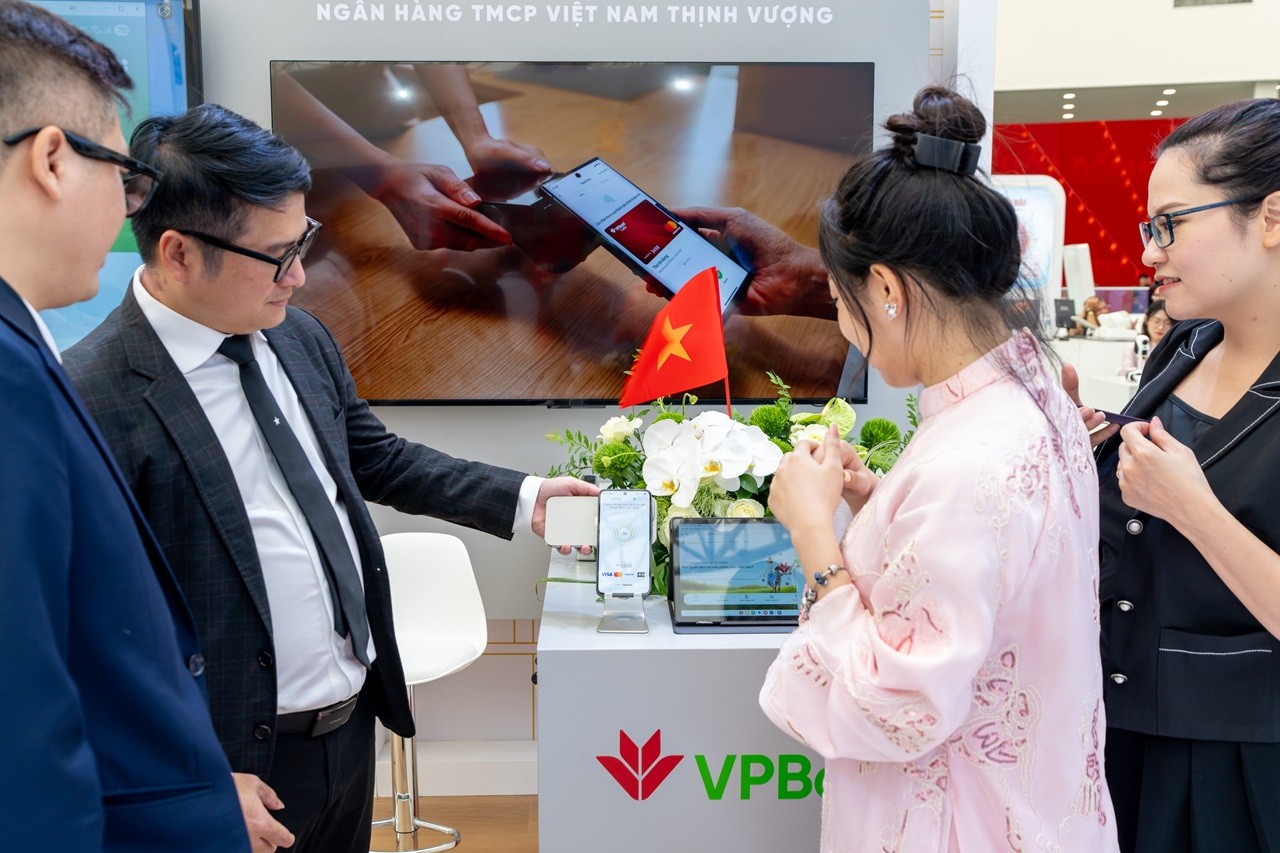 VPBank ghi danh Ngân hàng tiêu biểu trong triển lãm 80 năm thành tựu kinh tế Việt Nam