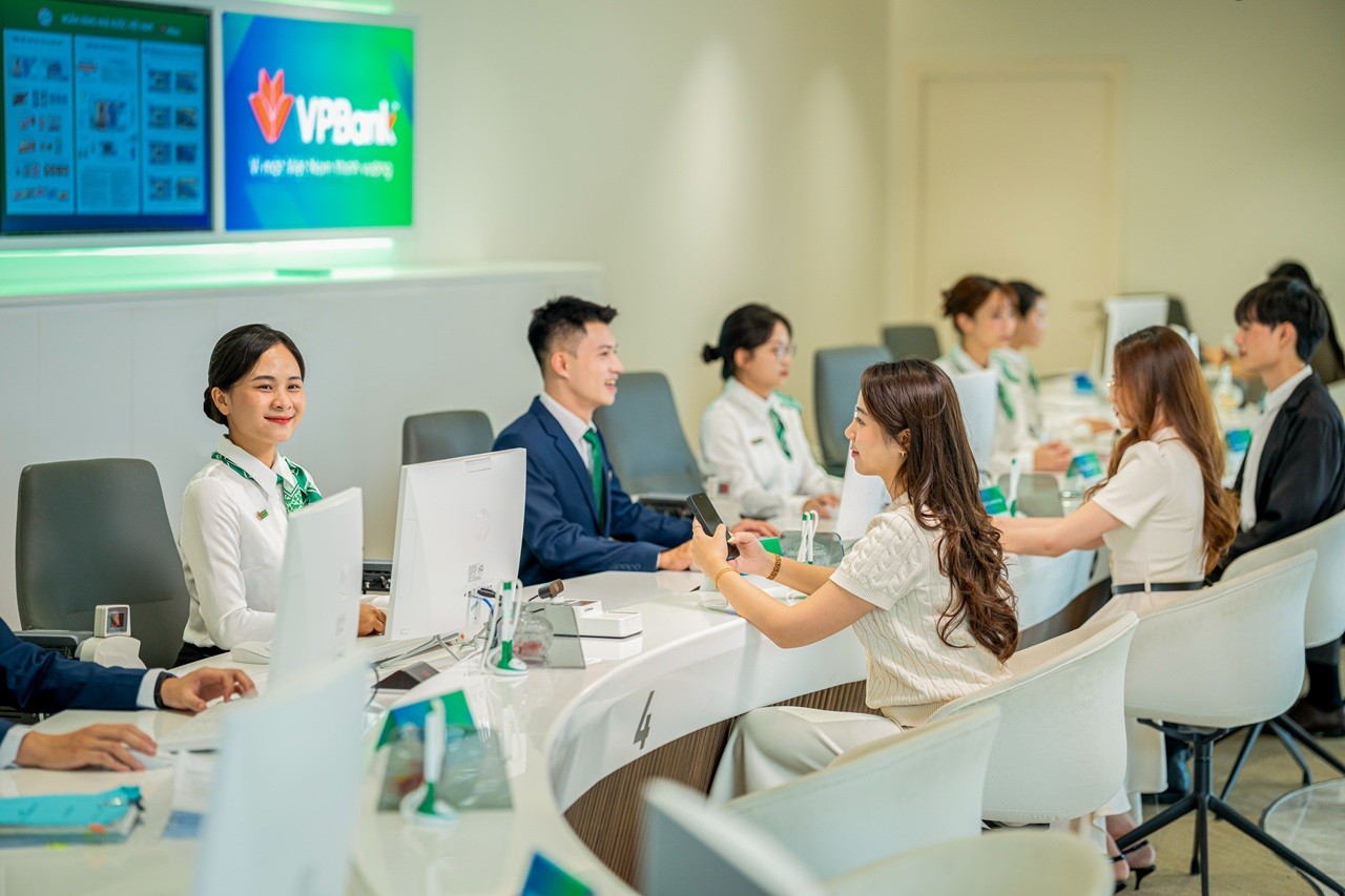 VPBank ghi danh Ngân hàng tiêu biểu trong triển lãm 80 năm thành tựu kinh tế Việt Nam