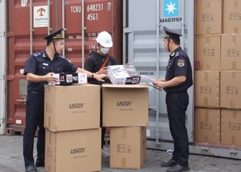 Cắt giảm, đơn giản hóa, bãi bỏ nhiều thủ tục trong lĩnh vực hải quan