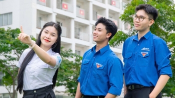 Đại học Tài chính – Marketing và Đại học Ngân hàng TP. Hồ Chí Minh "lì xì" cho sinh viên vui Tết Độc lập