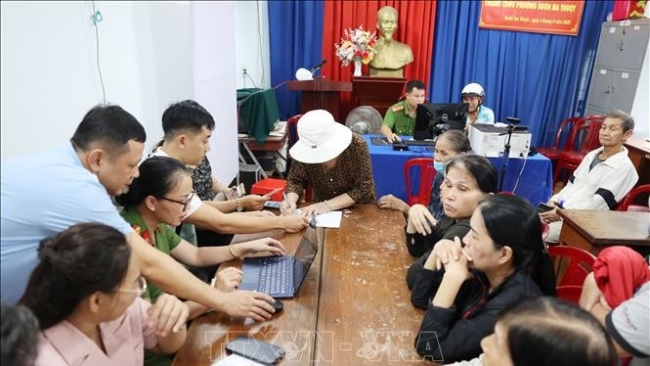 Thủ tướng chỉ đạo đẩy nhanh việc tặng quà nhân dân dịp Quốc khánh 2/9