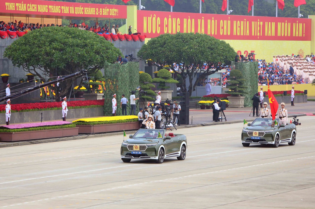 Những hình ảnh ấn tượng về diễu binh, diễu hành kỷ niệm 80 năm Quốc khánh 2/9