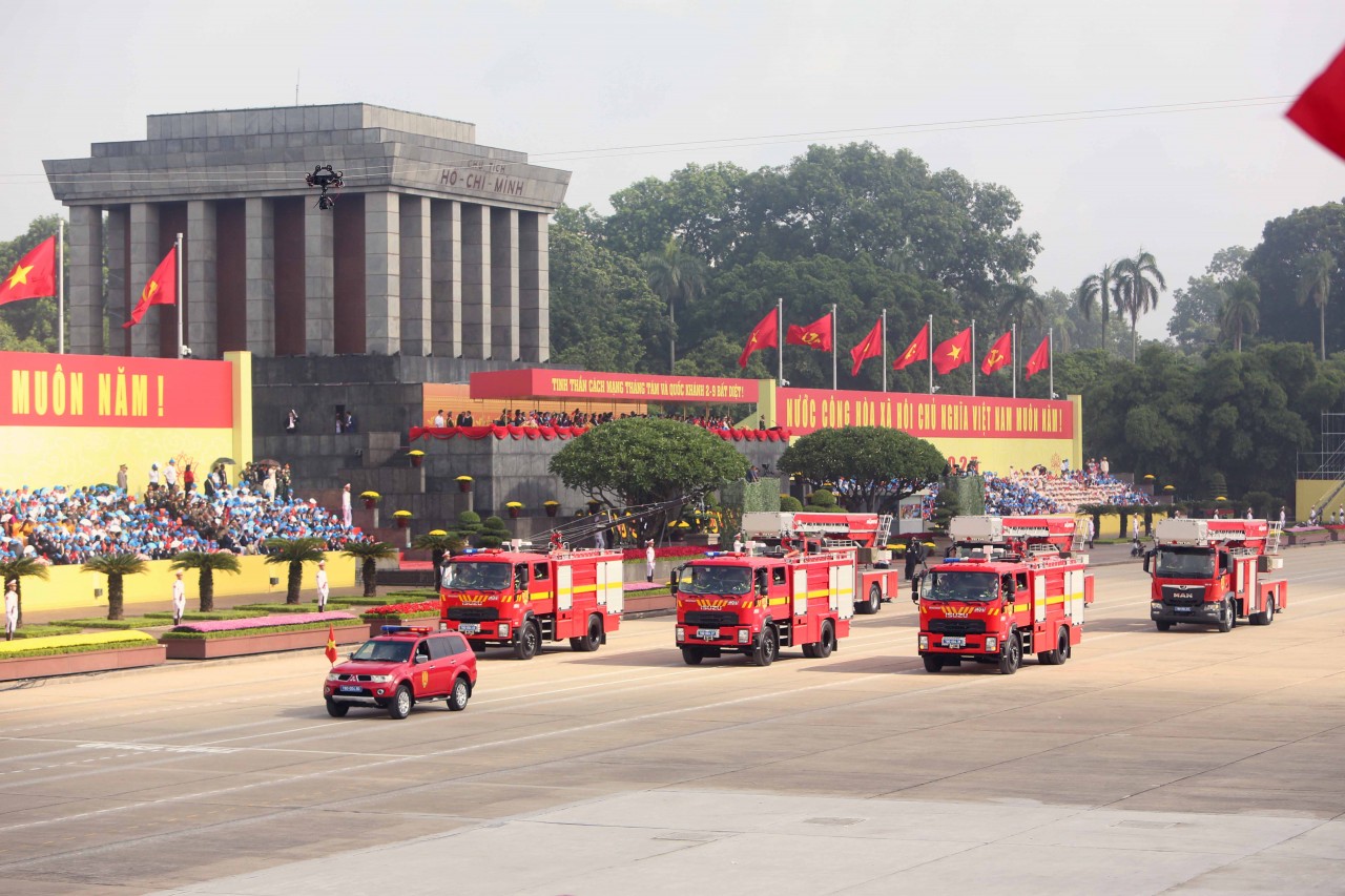 Những hình ảnh ấn tượng về diễu binh, diễu hành kỷ niệm 80 năm Quốc khánh 2/9 Những hình ảnh ấn tượng về diễu binh, diễu hành kỷ niệm 80 năm Quốc khánh 2/9