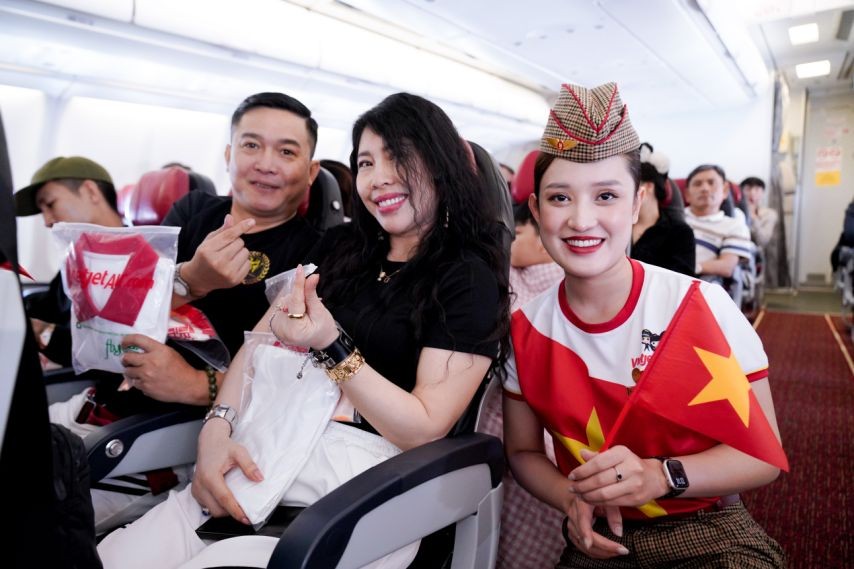 Những chuyến bay Vietjet mang cờ đỏ - sao vàng rực rỡ khắp trong, ngoài nước dịp kỷ niệm 80 năm Quốc khánh 2/9