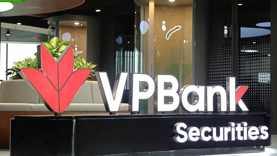 IPO, VPBankS, niêm yết HOSE, nới room, chào bán,