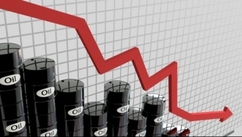 Ngày 6/9: Giá dầu thế giới lao dốc hơn 2%