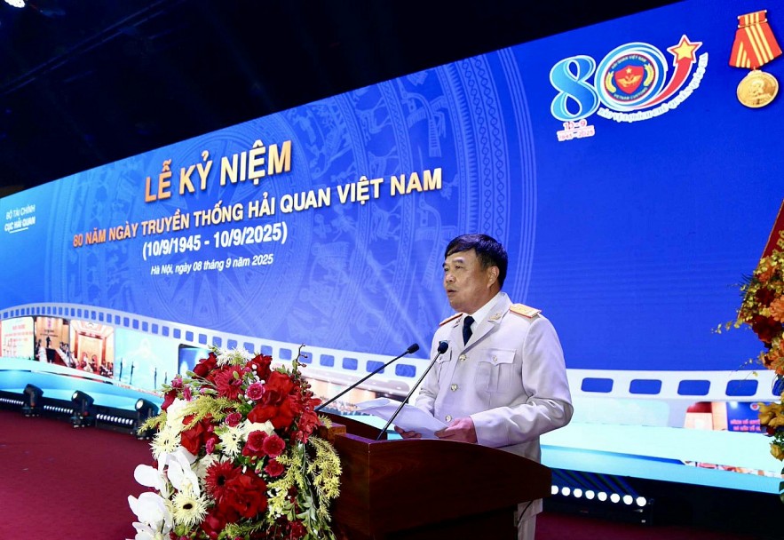 Hải quan Việt Nam đón nhận Huân chương Chiến công hạng Nhất