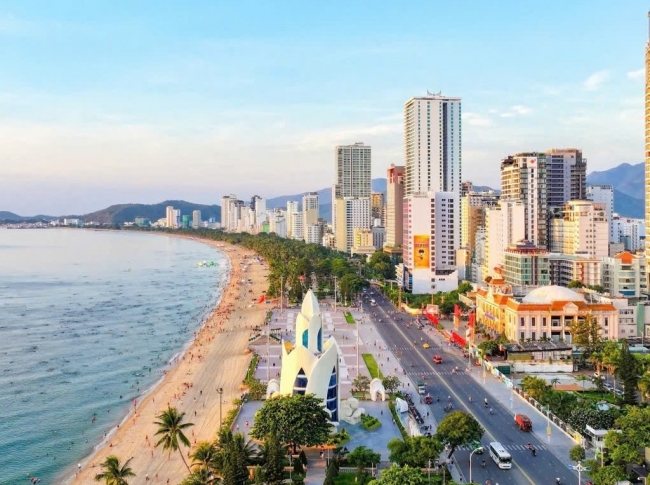 Khánh Hòa chuyển vốn từ dự án chậm tiến độ sang dự án y tế, giao thông cấp bách