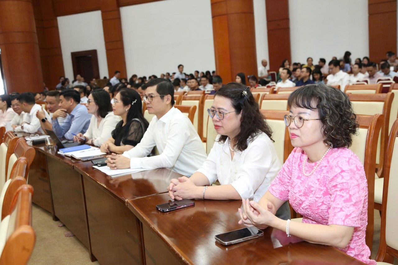 Bộ Tài chính quán triệt triển 4 nghị quyết của Bộ Chính trị