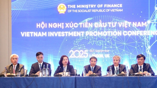 Việt Nam cam kết cải thiện môi trường đầu tư với mục tiêu “đôi bên cùng có lợi”