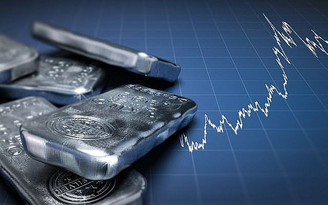 Ngày 17/9: Giá bạc tiếp tục duy trì mức cao nhất trong 14 năm