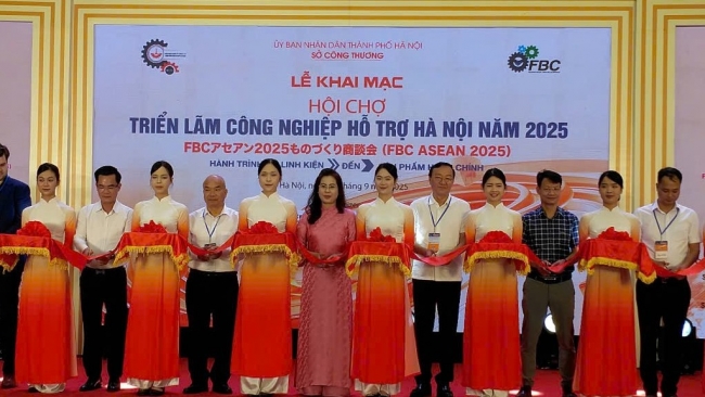Khai mạc Hội chợ Triển lãm Công nghiệp hỗ trợ Hà Nội năm 2025