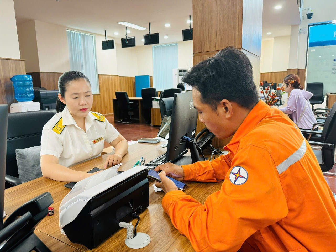 Thuế tỉnh Khánh Hoà: Tinh gọn bộ máy, nâng cao hiệu quả quản lý thuế sau sáp nhập