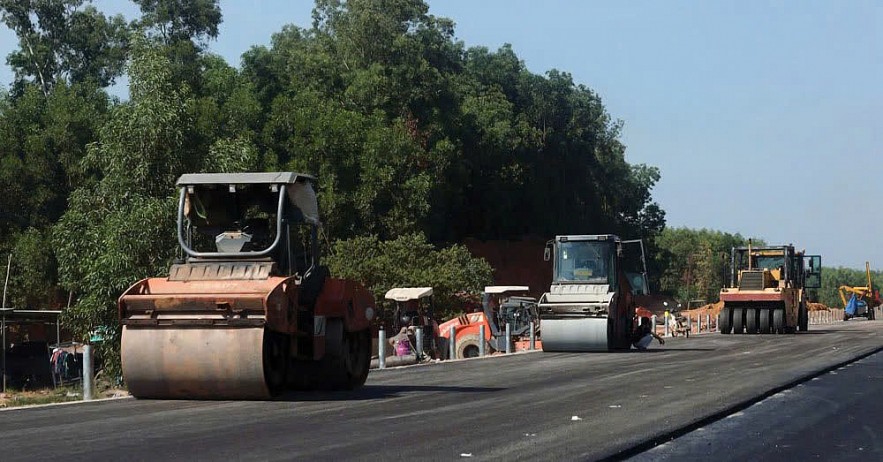 Tăng tốc giải ngân vốn đầu tư hạ tầng giao thông