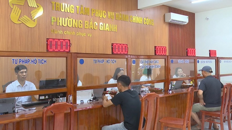 Lãnh đạo Quảng Trị chỉ đạo khắc phục, xử lý tình trạng giải quyết hồ sơ trễ hạn