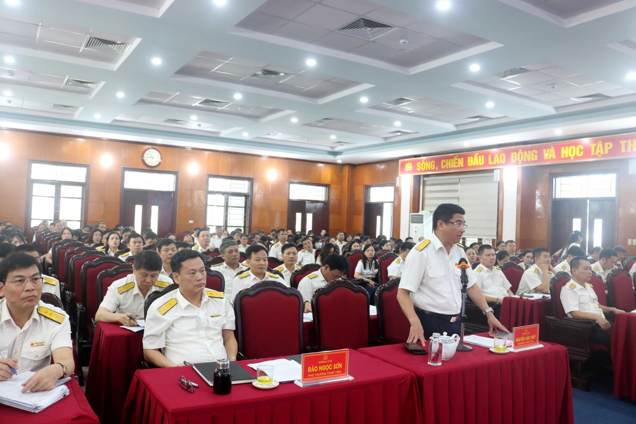 Thuế tỉnh Thanh Hóa tuyên truyền chính sách bỏ thuế khoán đến doanh nghiệp và người dân