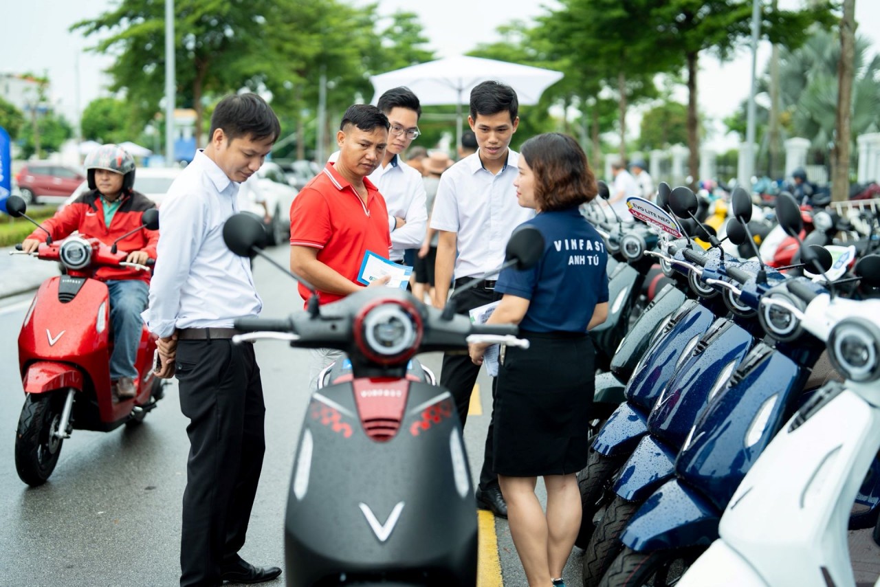 Lý do VinFast Evo Lite Neo là “deal vàng” không thể bỏ qua cho học sinh Việt?