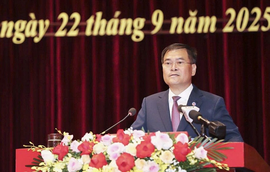 Thứ trưởng Bộ Tài chính Bùi Văn Khắng được bầu giữ chức Chủ tịch UBND tỉnh Quảng Ninh