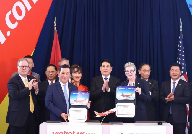 Chủ tịch nước Lương Cường chứng kiến Vietjet nhận bàn giao tàu bay Boeing đầu tiên - dấu mốc 30 năm quan hệ Việt Nam – Hoa Kỳ