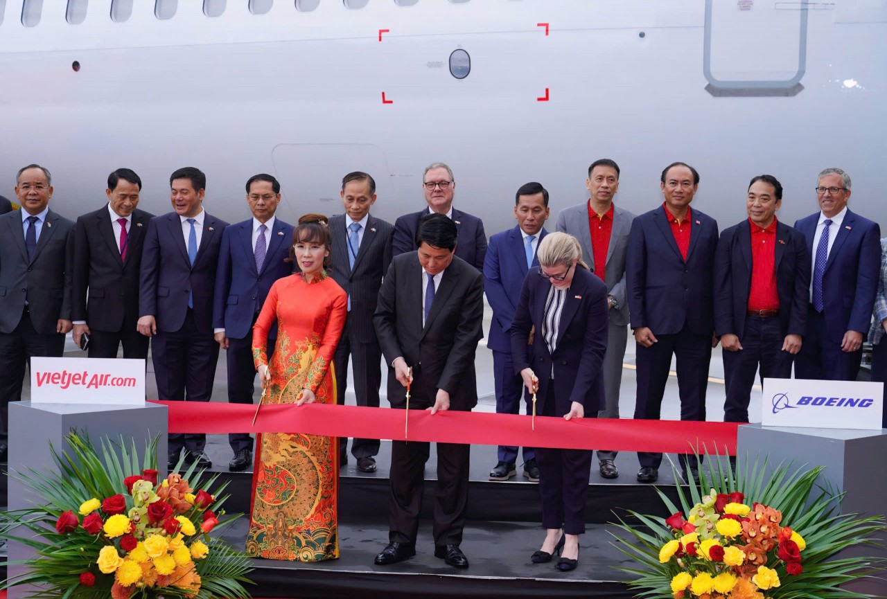 Chủ tịch nước Lương Cường chứng kiến Vietjet nhận bàn giao tàu bay Boeing đầu tiên - dấu mốc 30 năm quan hệ Việt Nam – Hoa Kỳ