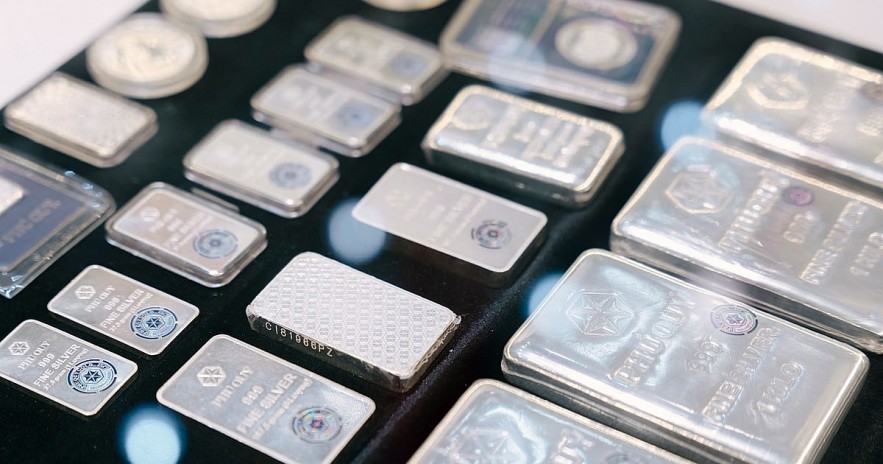 Ngày 23/9: Giá bạc tiếp tục tăng mạnh