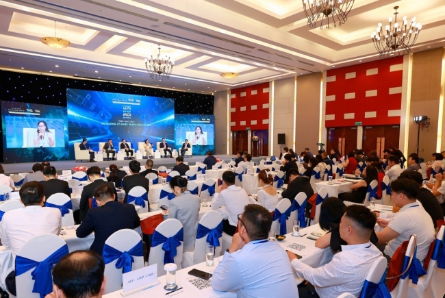 Diễn đàn VWAS 2025 vinh danh các sản phẩm dịch vụ tài chính tiêu biểu