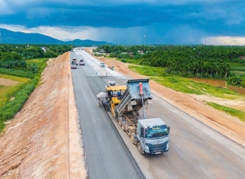 Miền Trung “vượt khó” đẩy mạnh giải ngân vốn đầu tư công