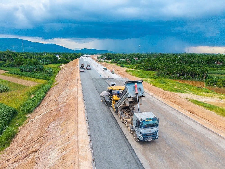 Miền Trung “vượt khó” đẩy mạnh giải ngân vốn đầu tư công