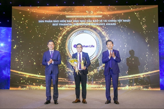 Shinhan Life Việt Nam được vinh danh sản phẩm bảo hiểm đáp ứng nhu cầu bảo vệ tài chính tốt nhất