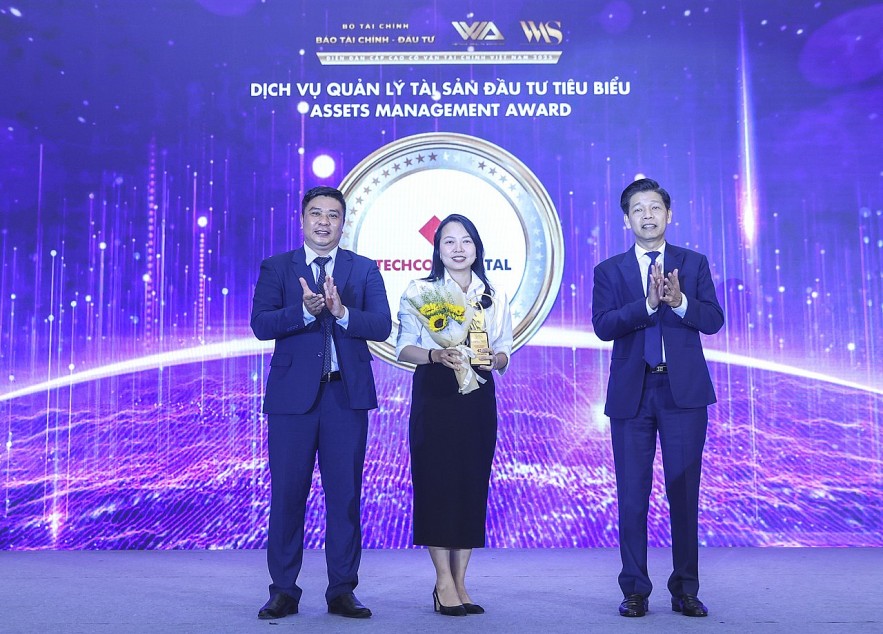 Toàn cảnh lễ vinh danh các sản phẩm dịch vụ tài chính tiêu biểu tại diễn đàn VWAS 2025