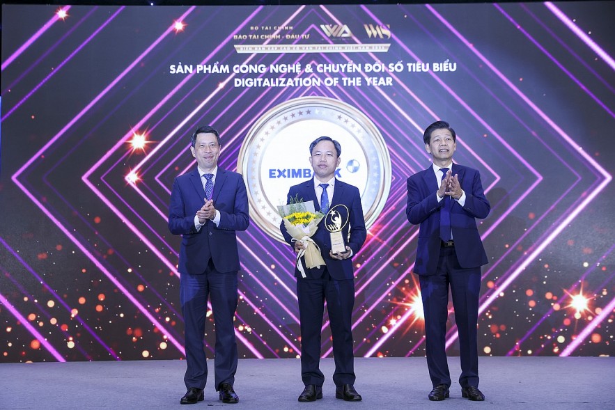 Toàn cảnh lễ vinh danh các sản phẩm dịch vụ tài chính tiêu biểu tại diễn đàn VWAS 2025