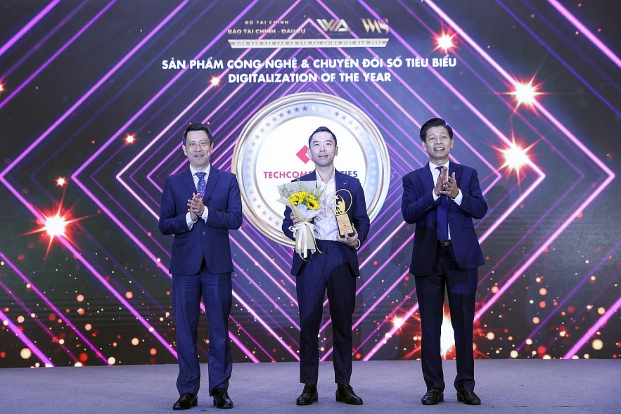 Toàn cảnh lễ vinh danh các sản phẩm dịch vụ tài chính tiêu biểu tại diễn đàn VWAS 2025
