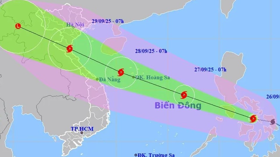 Hà Nội khẩn trương ứng phó bão số 10