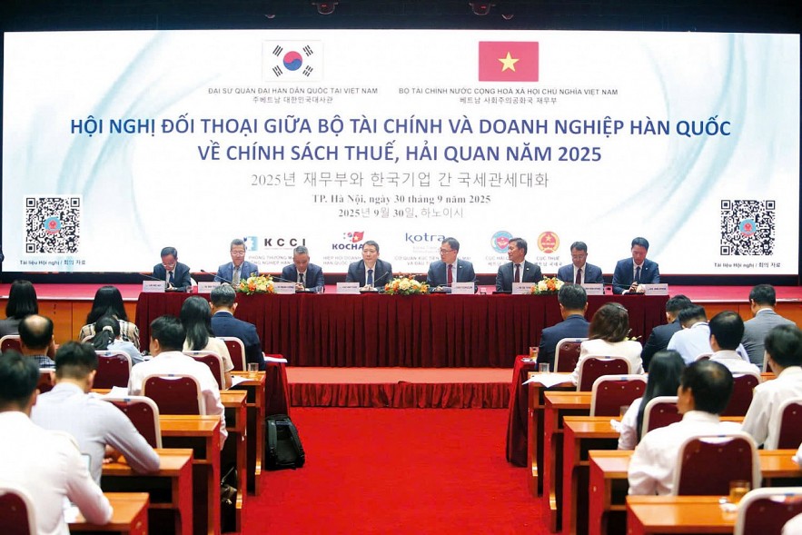 Hội nghị đối thoại giữa Bộ Tài chính và doanh nghiệp Hàn Quốc: Thắt chặt hợp tác cùng hướng tới phát triển bền vững