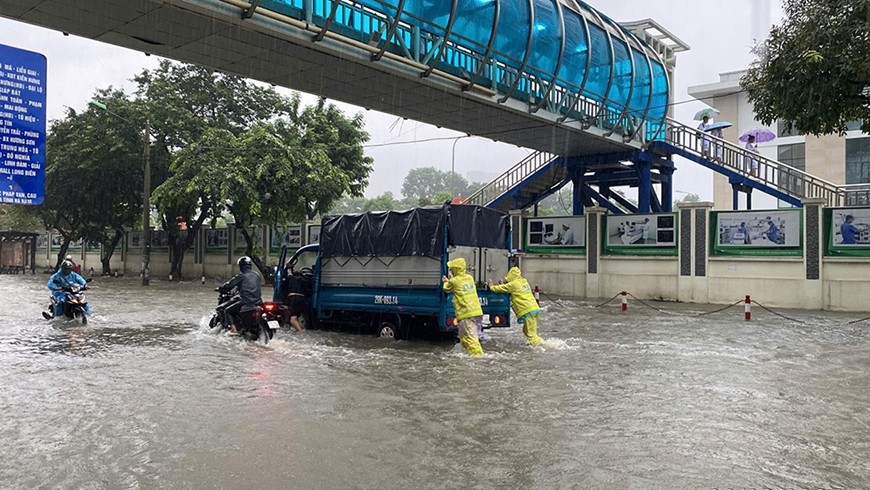 Hà Nội khẩn trương triển khai khắc phục hậu quả thiên tai