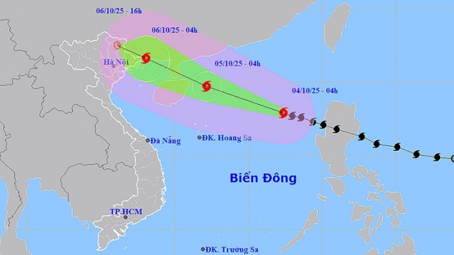 Bão số 11 giật cấp 16, đe dọa Bắc Biển Đông và đất liền Bắc Bộ