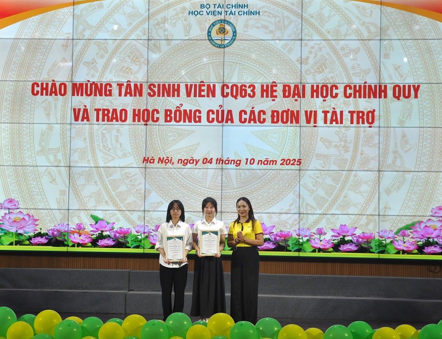 Học viện Tài chính chào đón gần 6.000 tân sinh viên CQ63 hệ đại học chính quy