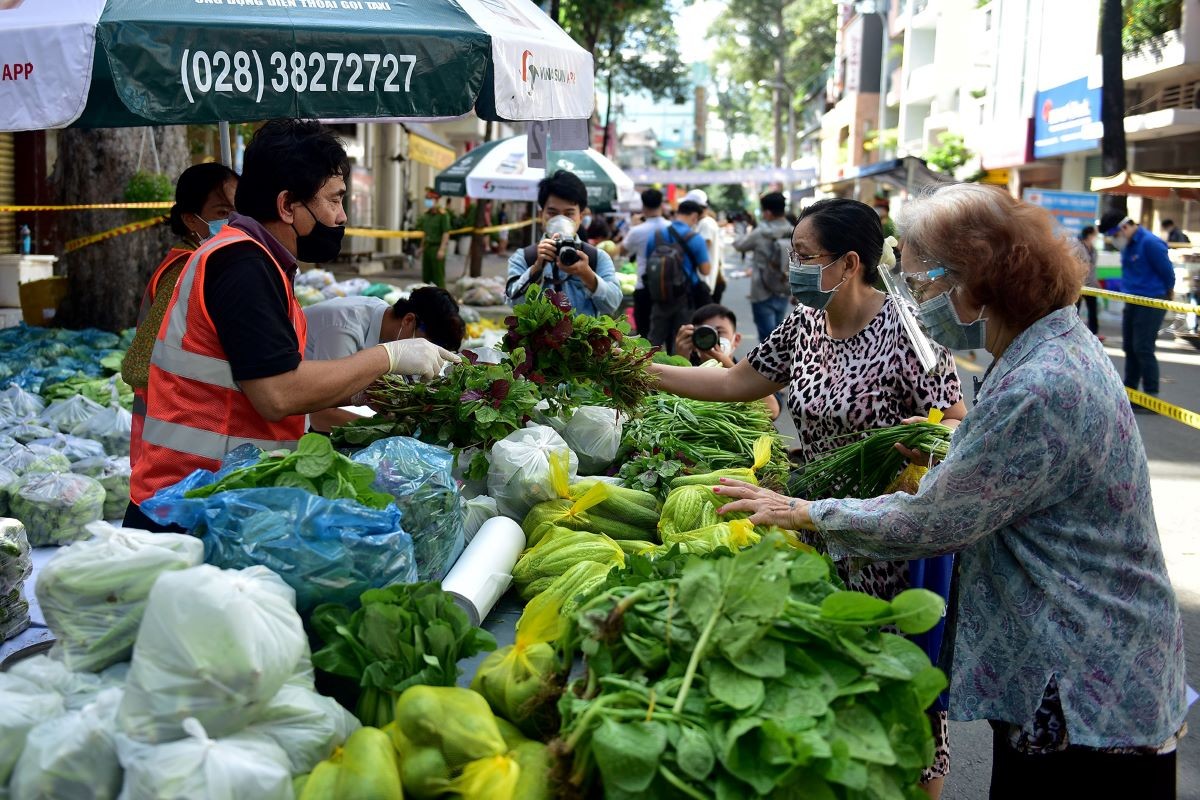 Ba nhóm hàng đẩy CPI tháng 9/2025 tăng 0,42%