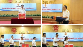 Cục Thuế quyên góp ủng hộ đồng bào khắc phục hậu quả cơn bão số 10