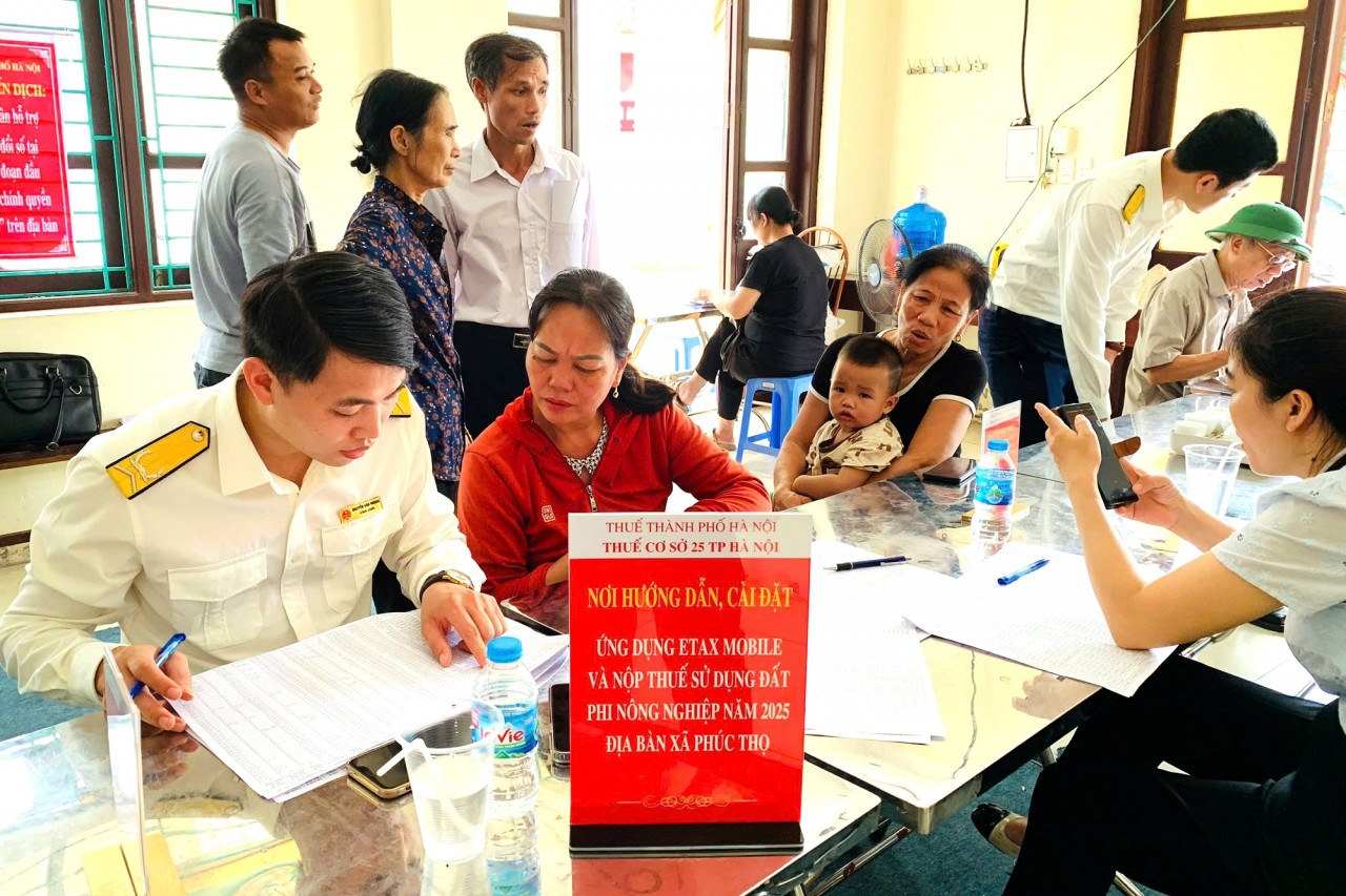 Hà Nội triển khai thu thuế sử dụng đất phi nông nghiệp qua eTax Mobile