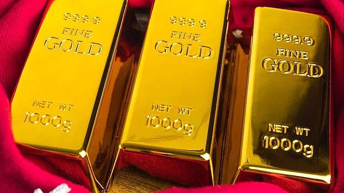 Giá vàng hôm nay (7/10): Vàng miếng, vàng nhẫn tăng mạnh, thế giới sát mốc 4.000 USD/oune