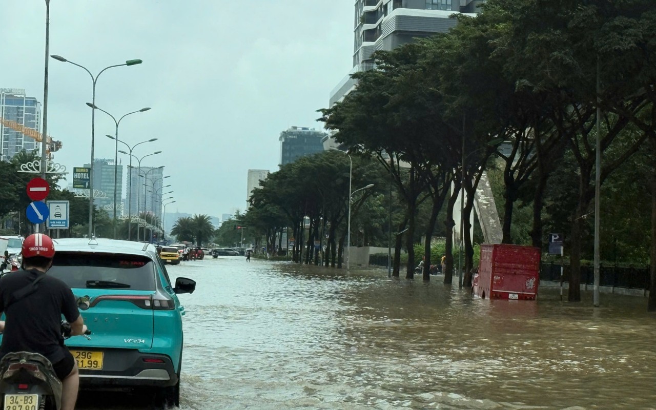 Bộ Công thương ban hành công điện khẩn ứng phó hoàn lưu bão số 11