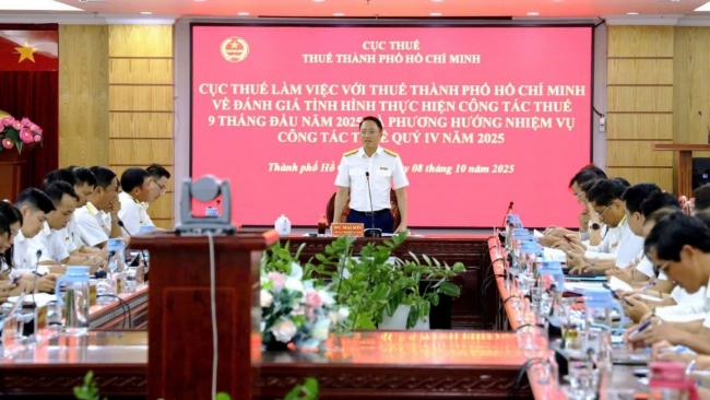 Thuế TP Hồ Chí Minh tập trung nguồn lực hỗ trợ tiểu thương, hộ kinh doanh kê khai, nộp thuế